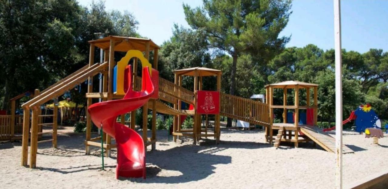 Mobile Home Biograd Na Moru Gapi House Exterior foto